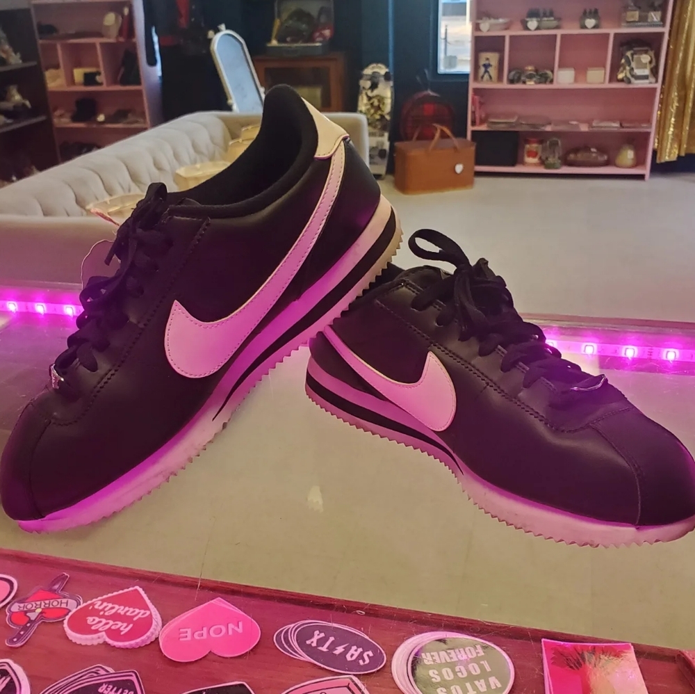 Black Nike Cortez